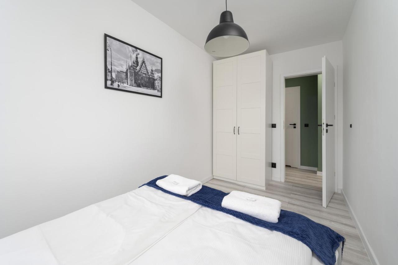 Apartament Zielinskiego Centrum Wroclaw By Noclegi Renters Exterior photo